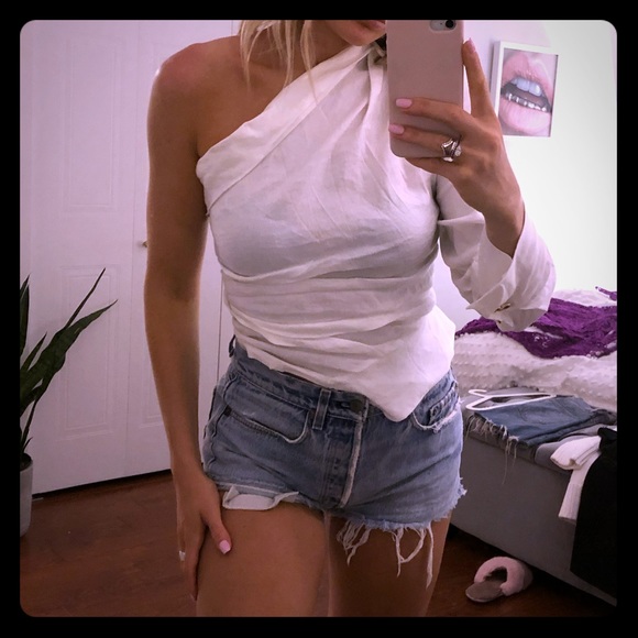 Zara 1 sleeve shirt - Picture 1 of 4